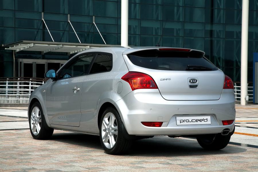  Kia pro_cee&rsquo;d 2008 года  (фото 116 из 182)